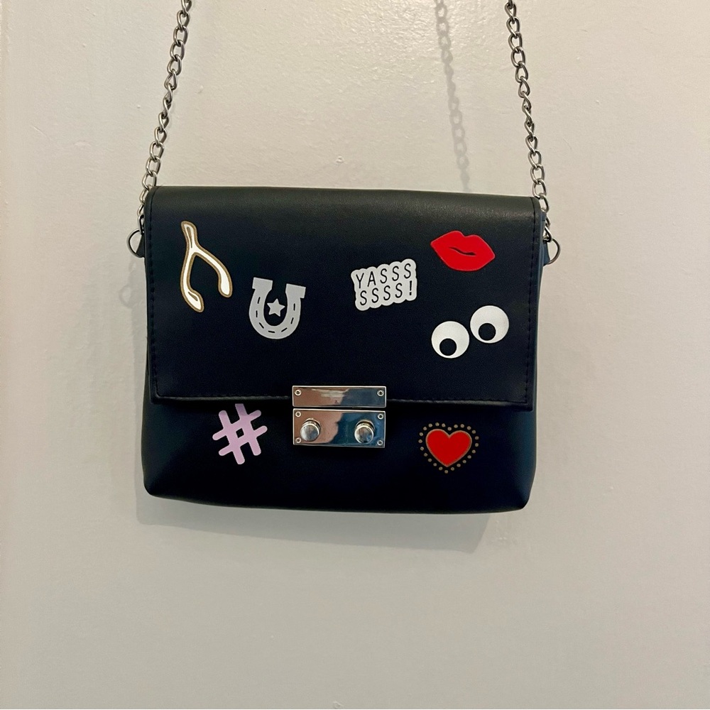 Capelli of New York - Stylish Black Chain Shoulder Bag - Picture 1 of 10